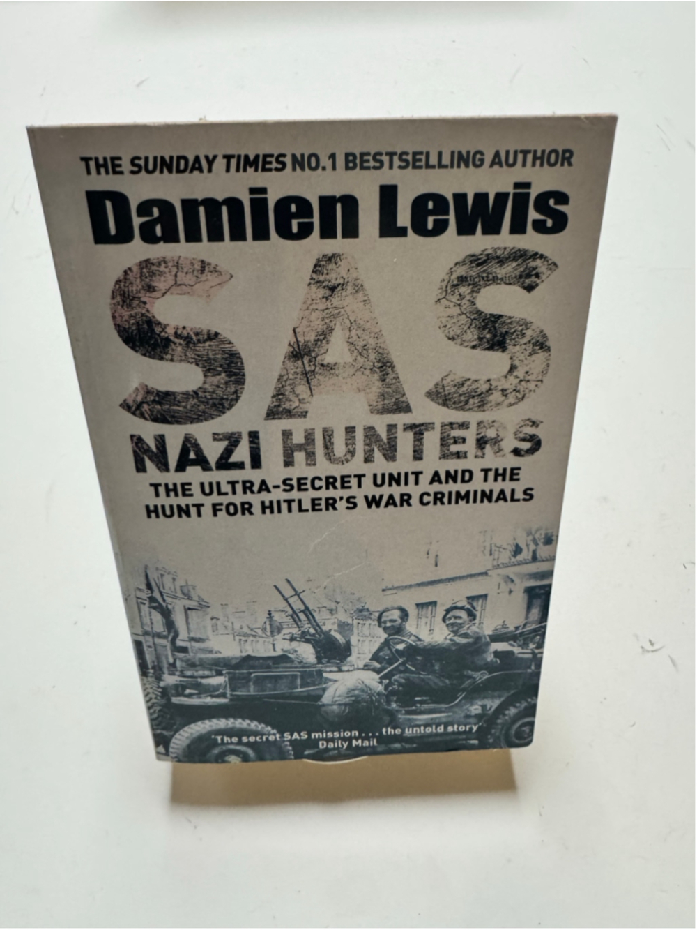 SAS Nazi Hunters by Damien Lewis (2015, Paperback, 1st PB )